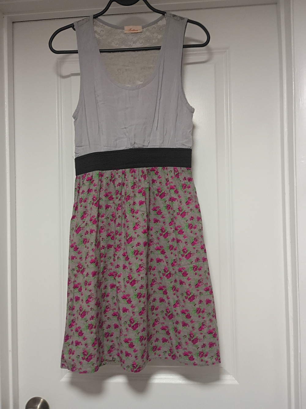buttons Gray Sleeveless Dress with Pink Floral Skirt and Black Waistband Size S